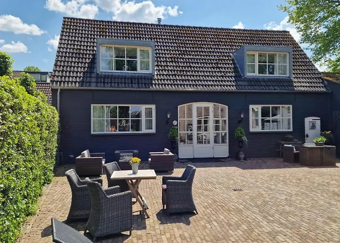 Bed & Breakfast De Droomhoeve 4*